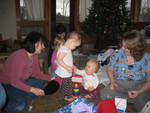 Dina, Kailyn, Roiya, Bella, Brianna, and Gail
