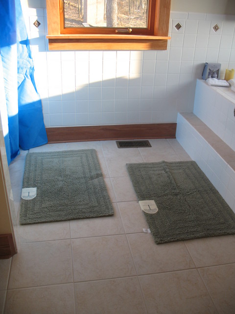 The previous top pick for towels/mats for master bathroom.  I love the color, but the towels aren't nearly as soft, and their reviews aren't nearly as good for either durability or continued softness.  They are about 25% less than the super-soft line.